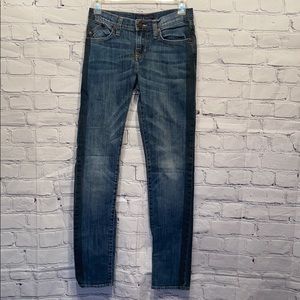 Rock & Republic Berlin Skinny Jean w/ Side Stripe